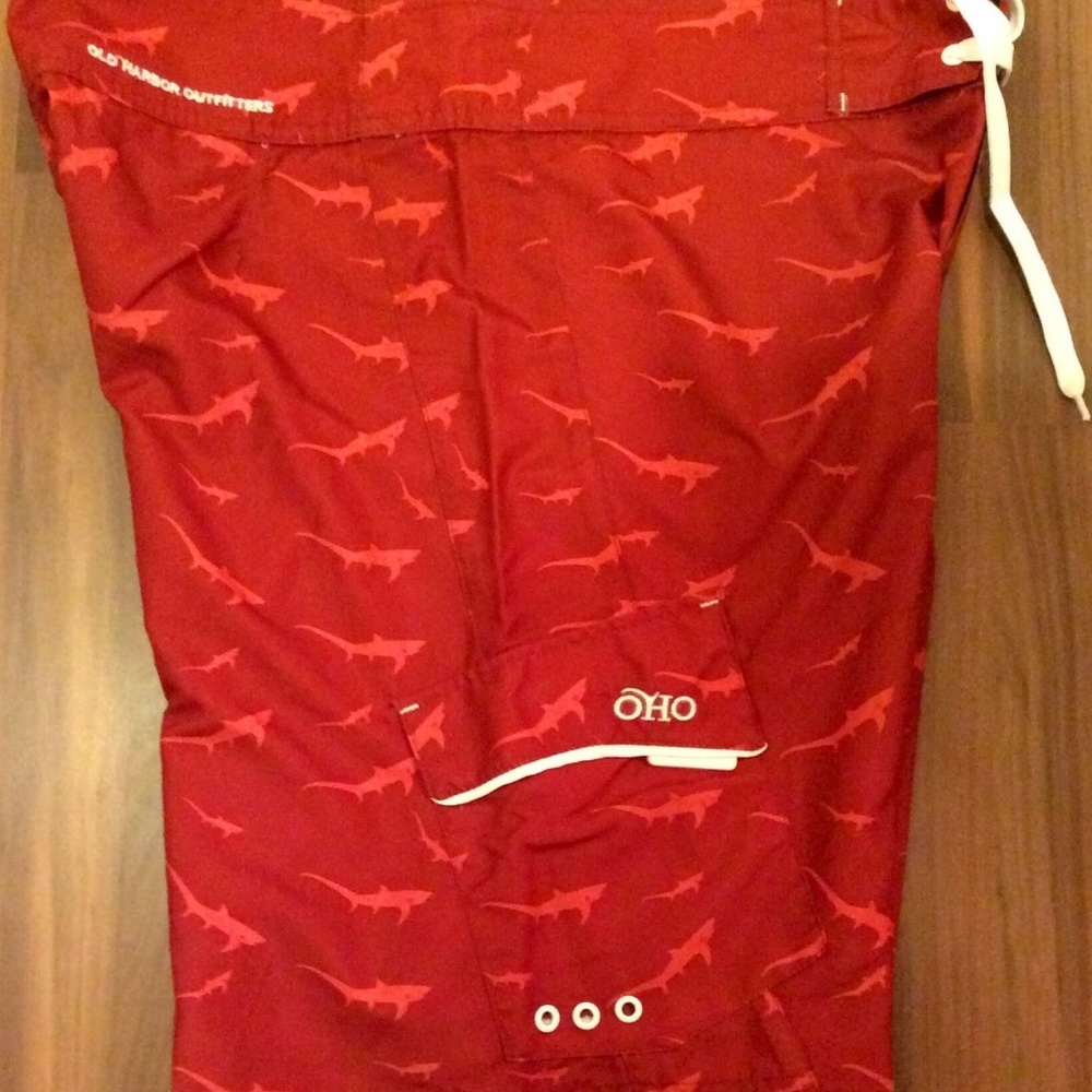 NWT Old Harbor Outfitters Men Red shorts fish design surf shorts cargo shorts - Picture 4 of 4